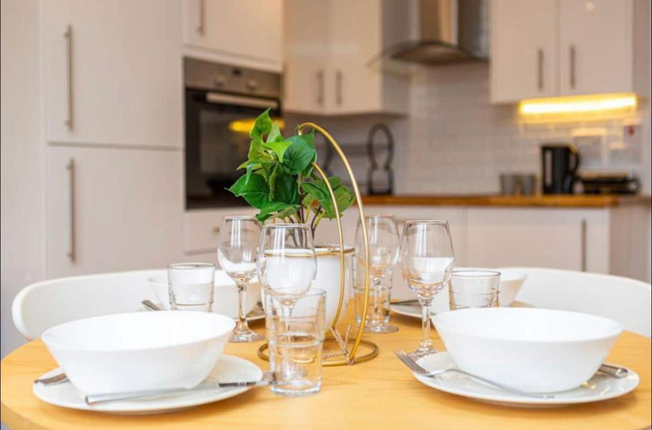 Beautiful 1Bd Apartment On The King'S Road Chelsea Лондон Екстериор снимка