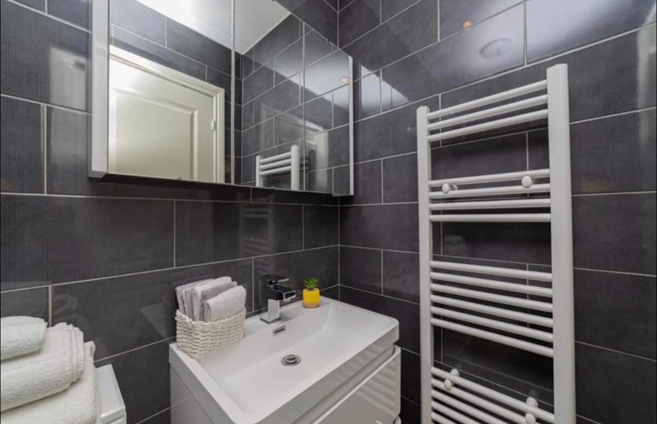 Beautiful 1Bd Apartment On The King'S Road Chelsea Лондон Екстериор снимка